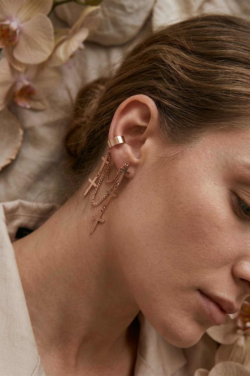 Boucles D'Oreilles Croix Chaines Pendantes KEÏLA Dorée