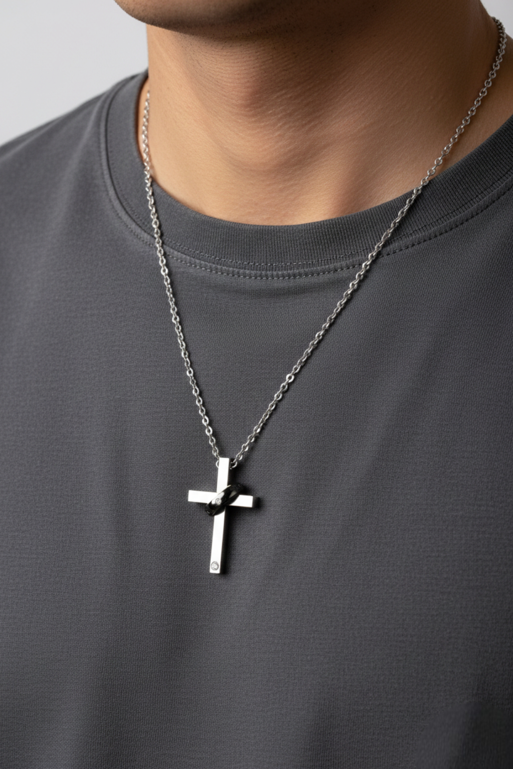 Collier Croix Homme Anneau Noir