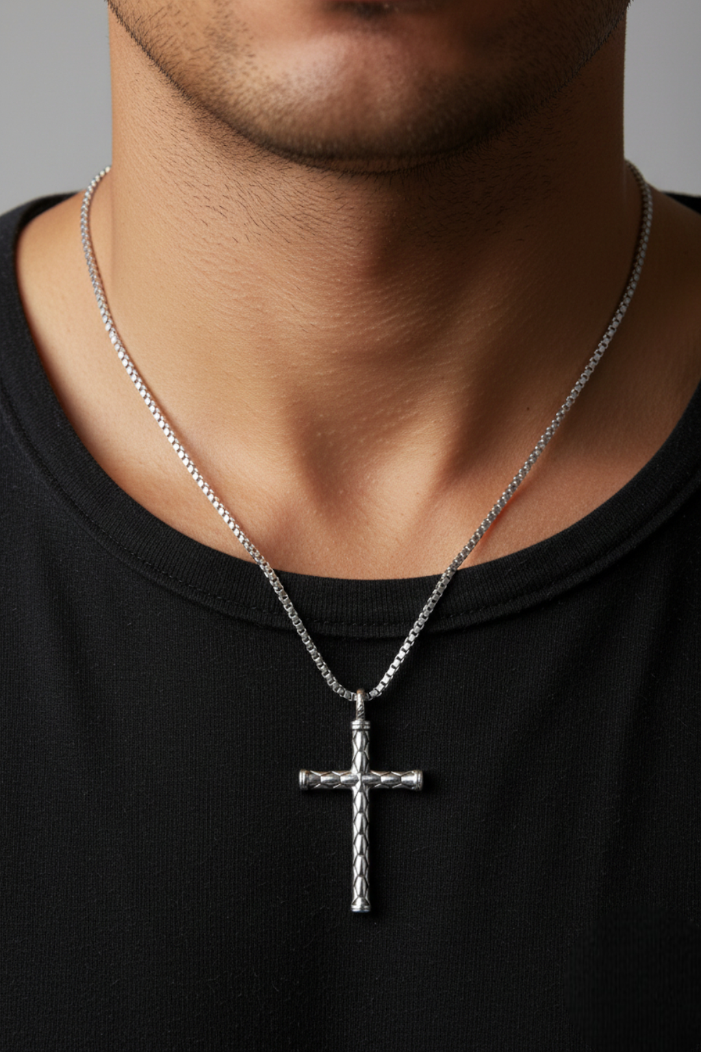 Collier Croix Homme Croix Rustique Or Blanc