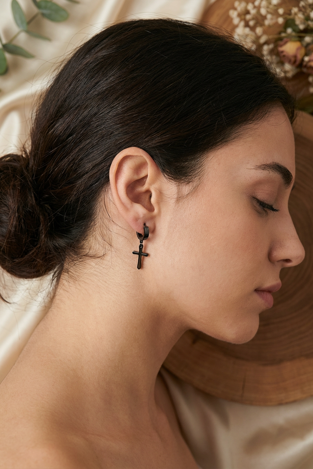 Boucles D'Oreilles Grande Croix LUCIE Noir