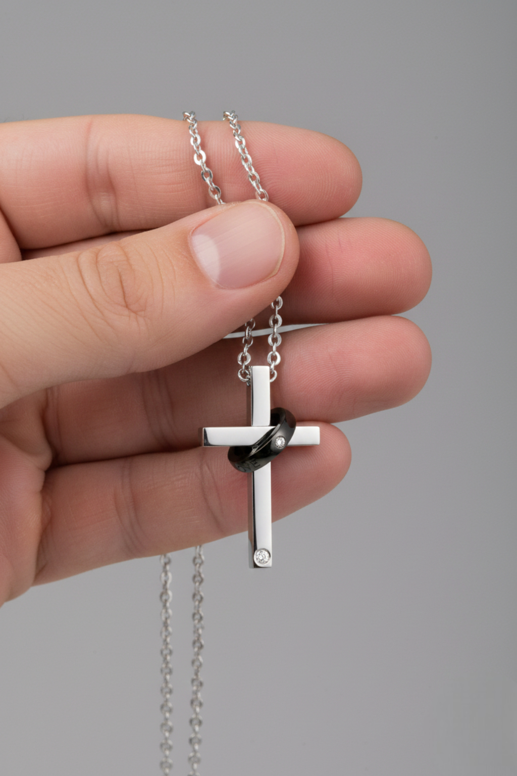 Collar Cruz Hombre<br> Anillo Negro