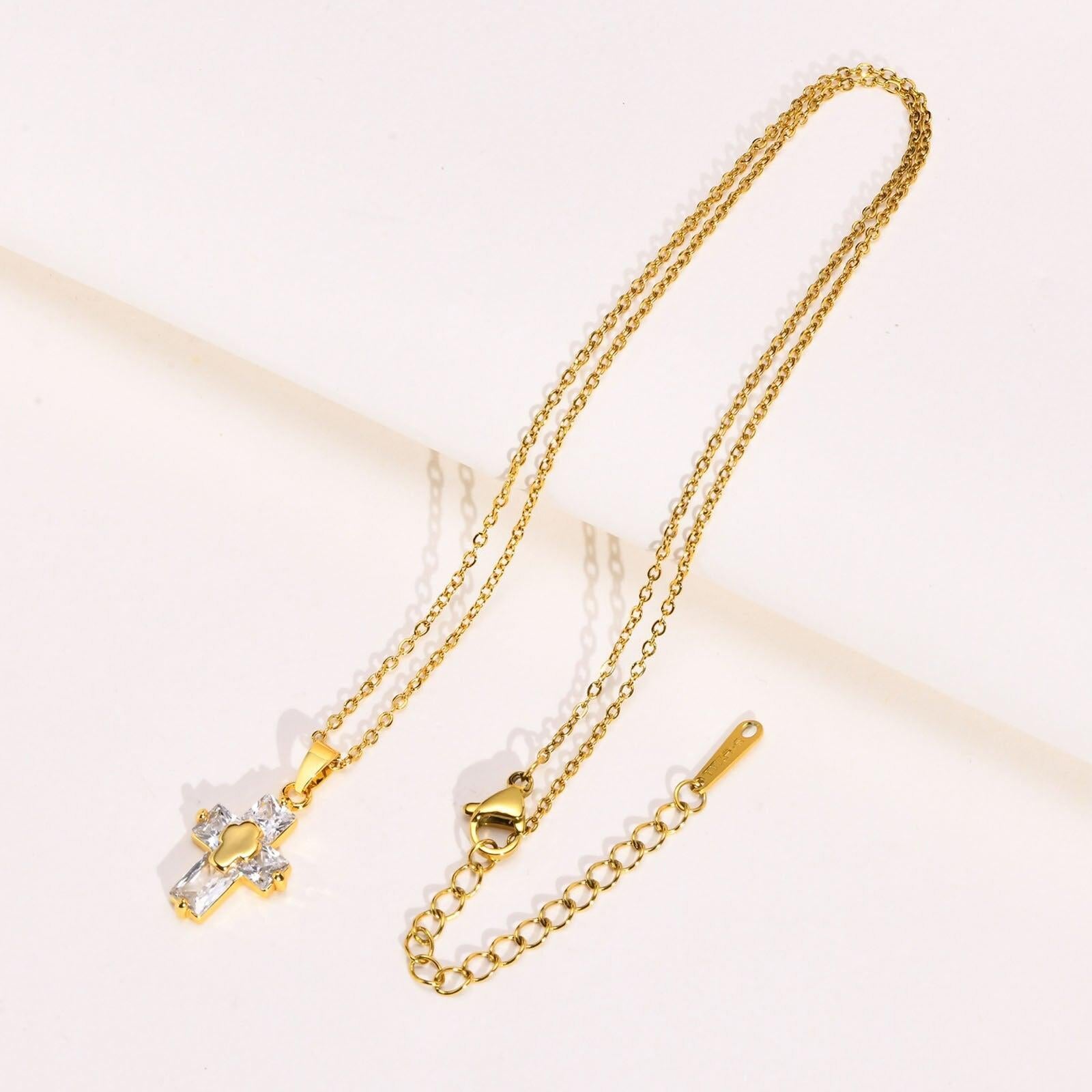 Collier Femme avec Pendentif Croix-Boutique Chrétienne