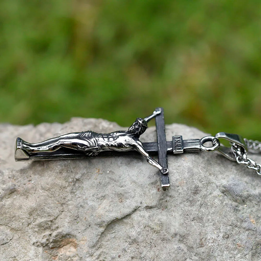 Collier Croix De JÉSUS - Couleur Argent